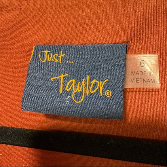 Just Taylor Brown Floral Bronze Metallic Thread Dress NWOT Size 6 - Picture 7 of 13